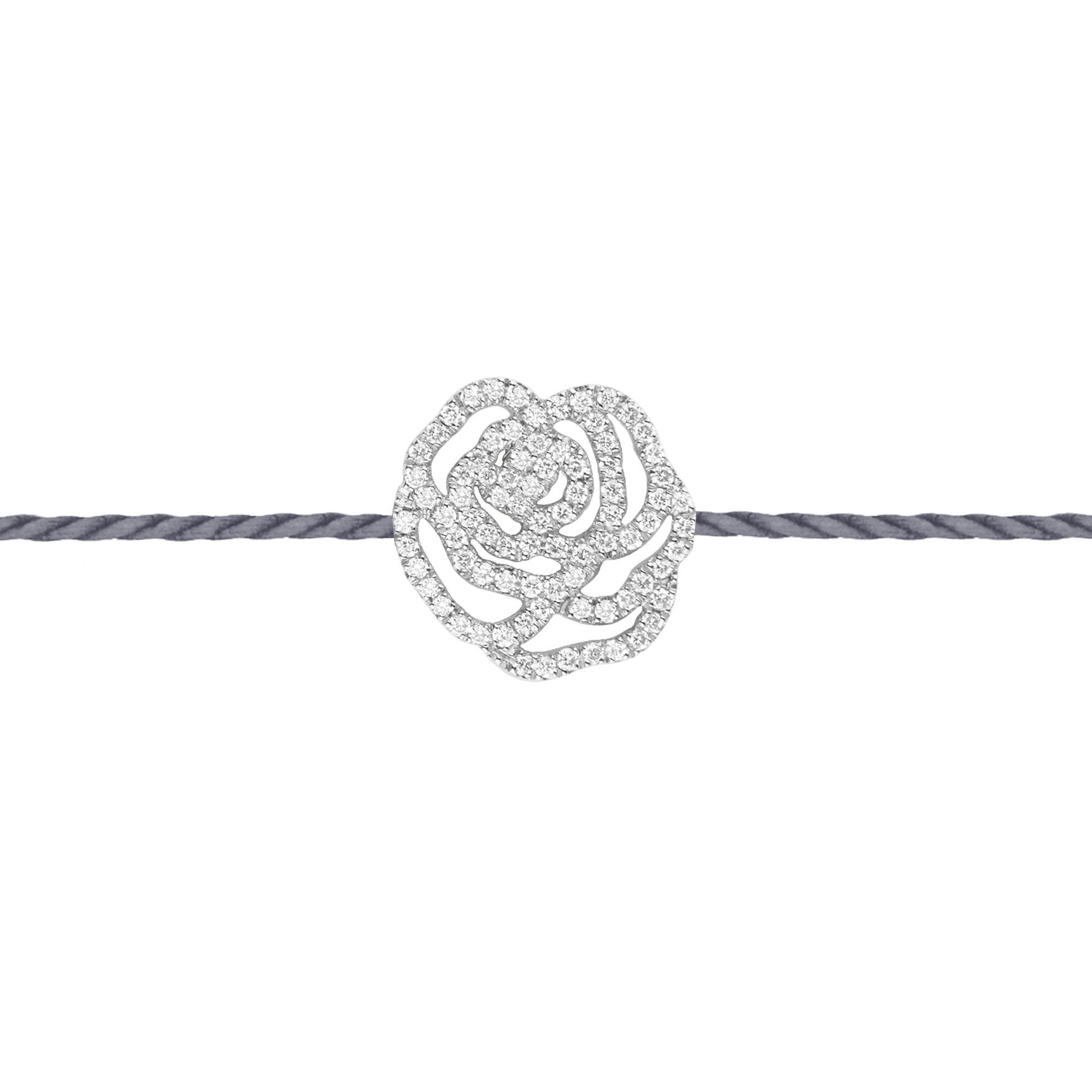 Bracelet fleur la rose en diamants sur fil cordon de couleur est un bijou abordable, accessible et pas cher pour femme et un cadeau original de noël, d'anniversaire, d'amour ou d'amitié idéal. Fabriqué en France.